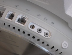 iMac G4 1.25 GHz ongelmalliset audioliittimet