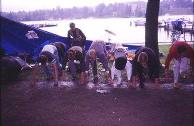 Kiitoskumarruksena punnerrusta